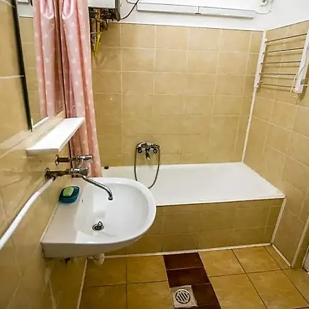 Center Private Summer Hotel Budapest