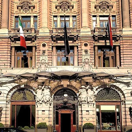 Center Private Summer Hotel